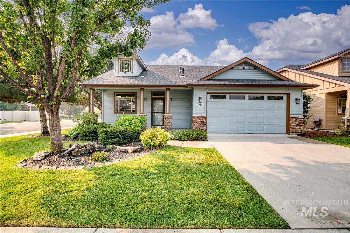 Amalie Dr, Meridian, ID 83642