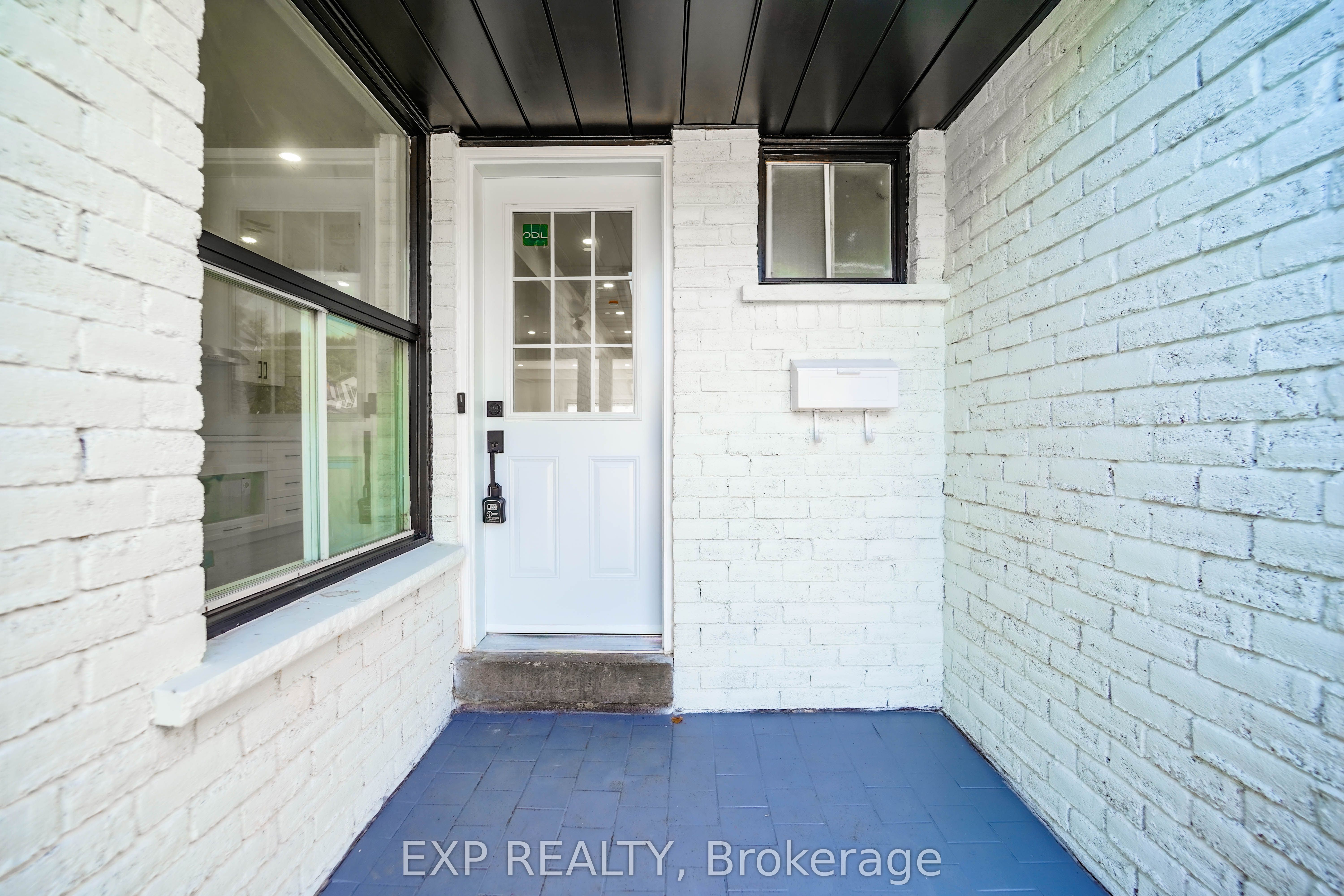Residential in Toronto E11 5