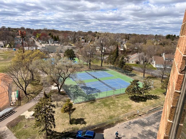 nice newer courts | Image 37
