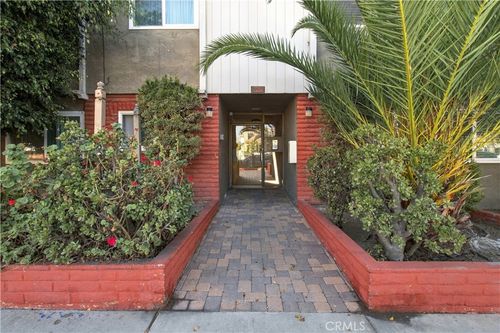 112-725 Coronado Ave, Long Beach, CA, 90804-5015 | Card Image