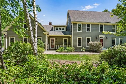 12 Middleton Dr, Bedford, NH, 03110-4650 | Card Image