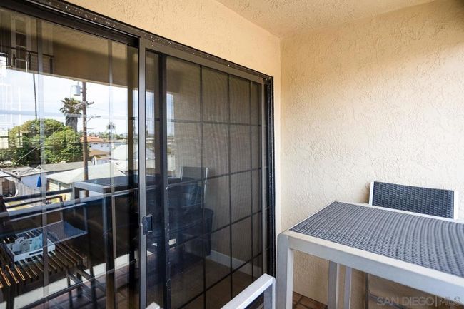 APT-22 - 270 Dahlia Ave, Condo with 3 bedrooms, 2 bathrooms and 2 parking in Imperial Beach CA | Image 12