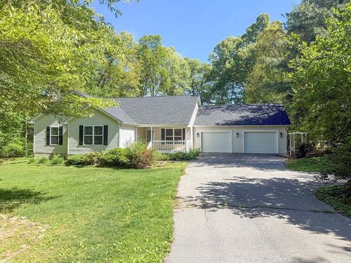 329 Hilltop Dr, Crossville, TN, 38555-8624 | Card Image