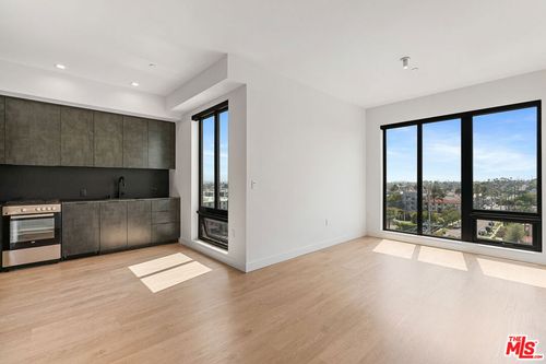 406-10700 Tabor St, Los Angeles, CA, 90034-5297 | Card Image