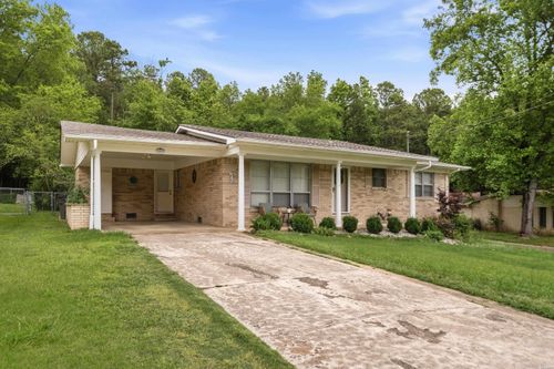 2300 Hobson Ave, Hot Springs, AR, 71913-2916 | Card Image