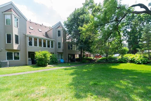 1136 Chelsea Court, New Brighton, MN, 55112 | Card Image