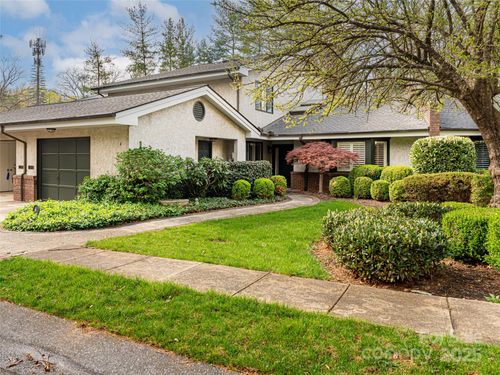 4 Bourne Ln, Asheville, NC, 28803-2953 | Card Image