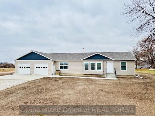 415 Olive St, Hordville, NE, 68846-2127 | Card Image