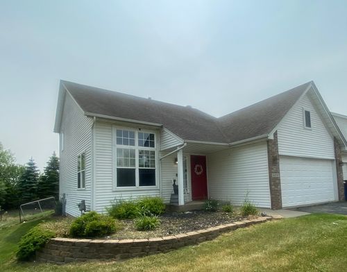 5476 Bastian Blvd, South Beloit, IL, 61080-9226 | Card Image