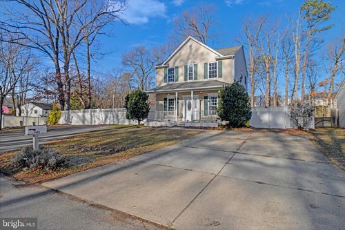 7995 Stone Haven Dr, GLEN BURNIE, MD, 21060-8600 | Card Image