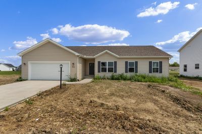 512 Patterson Drive, House other with 3 bedrooms, 2 bathrooms and 2 parking in Fisher IL | Image 2