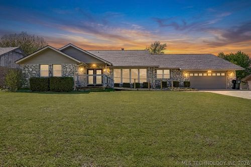 122 Lakeview Dr, Mannford, OK, 74044-3055 | Card Image