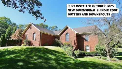 7012 Summerfield Way, Floyds Knobs, IN, 47119-9589 | Card Image