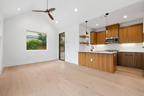 2-7706 Watson St, Austin, TX, 78757-1540 | Card Image