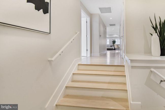 UNIT-313 - 1745 N St Nw, Condo with 2 bedrooms, 3 bathrooms and null parking in WASHINGTON DC | Image 19