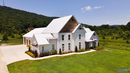 372 Old Big Cove Rd, Brownsboro, AL, 35741-9687 | Card Image