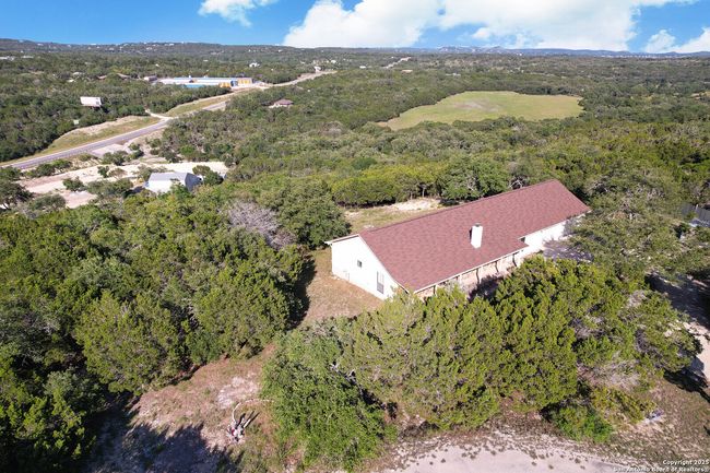 540 Soft Wind, House other with 3 bedrooms, 22 bathrooms and null parking in Canyon Lake TX | Image 16