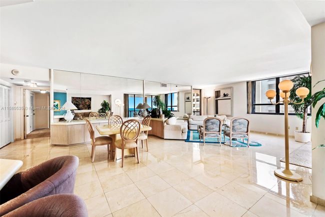 603 - 10175 Collins Ave, Condo with 2 bedrooms, 2 bathrooms and null parking in Bal Harbour FL | Image 9
