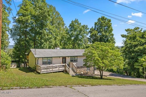 303 Clifftop Court, Mount Carmel, TN, 37645 | Card Image