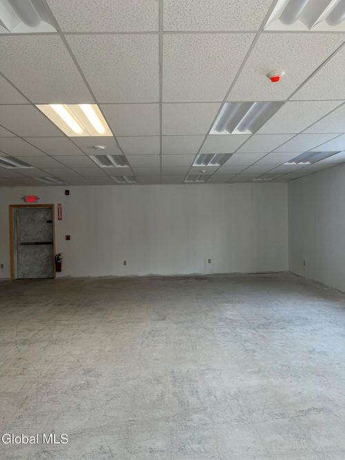 282 Middletown Rd, Waterford, NY, 12188-1230 | Card Image