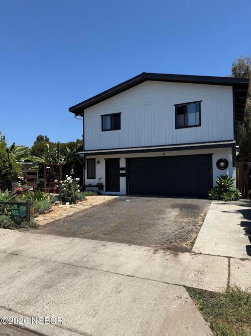 106 Kinman Ave, Goleta, CA, 93117-3411 | Card Image