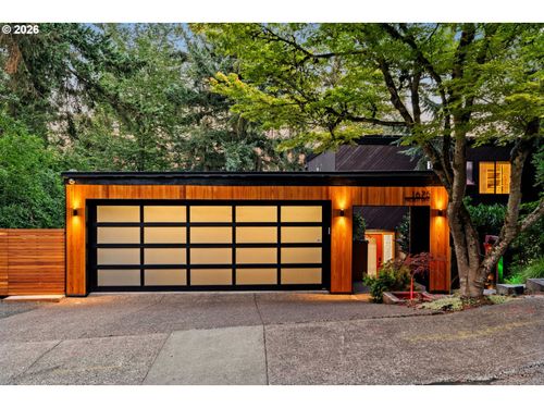 1675 Fircrest Dr, Eugene, OR, 97403-3109 | Card Image