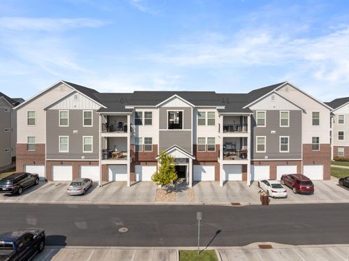537 N 310 W, Vineyard, UT, 84059-4814 | Card Image