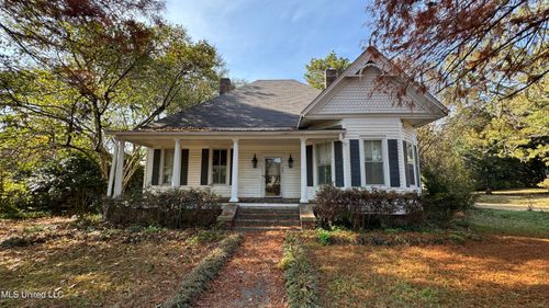409 N Jackson St, Crystal Springs, MS, 39059-2115 | Card Image