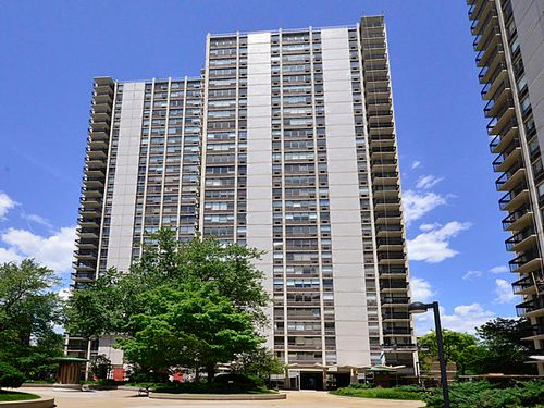 1503a-1460 Sandburg Ter, Chicago, IL, 60610-5561 | Card Image