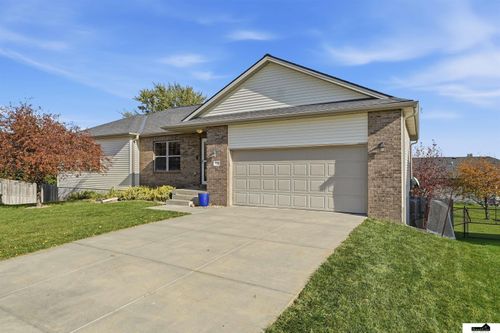 9508 Mortensen Ct, Lincoln, NE, 68526-6019 | Card Image