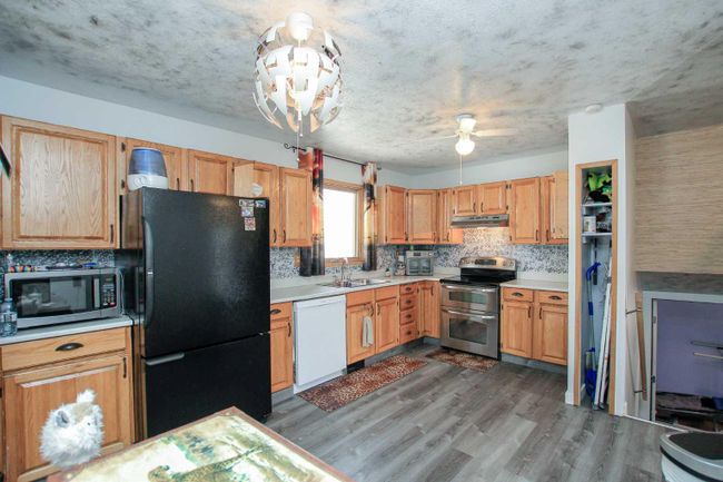 78 Gish Street, Home with 3 bedrooms, 2 bathrooms and 2 parking in Red Deer AB | Image 6