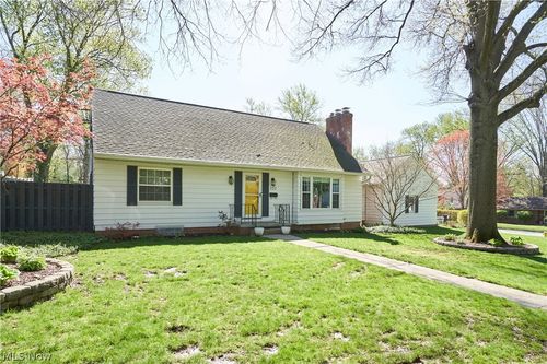 351 Keith Ave, Akron, OH, 44313-5353 | Card Image