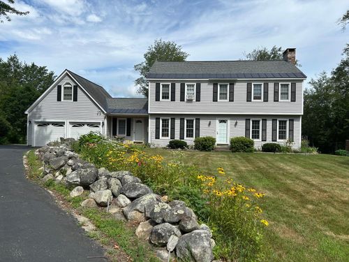 143 Hillwinds Rd, Brattleboro, VT, 05301-9069 | Card Image