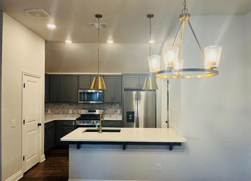 299 Megan Ct, Blanchard, OK, 73010-9520 | Card Image