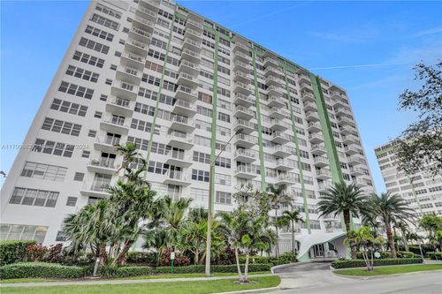 d1-2150 Sans Souci Blvd, North Miami, FL, 33181 | Card Image