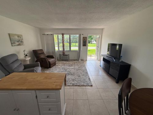 h-175 Canterbury H, West Palm Beach, FL, 33417-6849 | Card Image