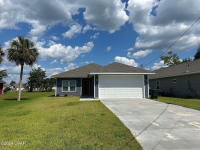 1411 Arkansas Avenue, House other with 3 bedrooms, 2 bathrooms and null parking in Lynn Haven FL | Image 3