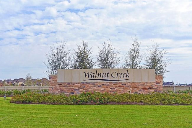 7615 Adobe Canyon Ln, House other with 5 bedrooms, 3 bathrooms and 2 parking in Richmond TX | Image 7