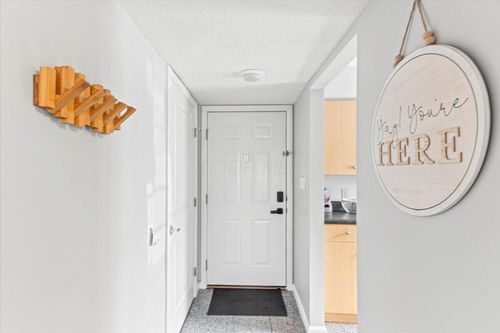 920c-920 Quay Ave, Columbus, OH, 43212-3745 | Card Image