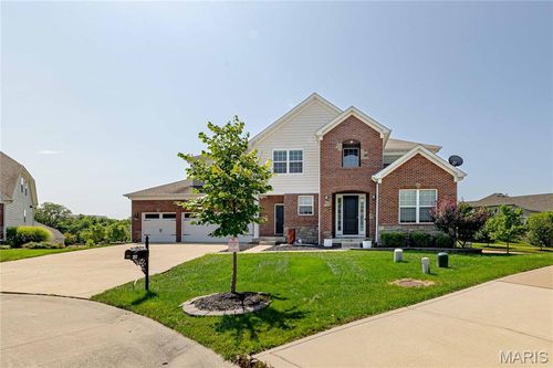 351 Oak Stand Ct, Chesterfield, MO, 63005-1310 | Card Image
