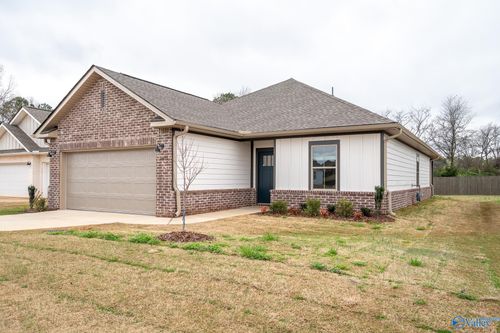 14653 Mountain Stream Dr, Athens, AL, 35613-8724 | Card Image