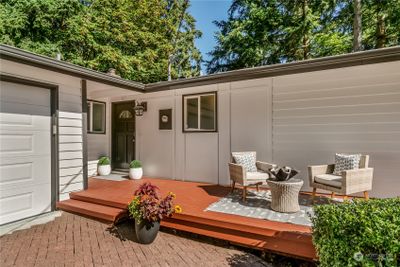 120 128th Avenue Se, House other with 6 bedrooms, 2 bathrooms and 2 parking in Bellevue WA | Image 2