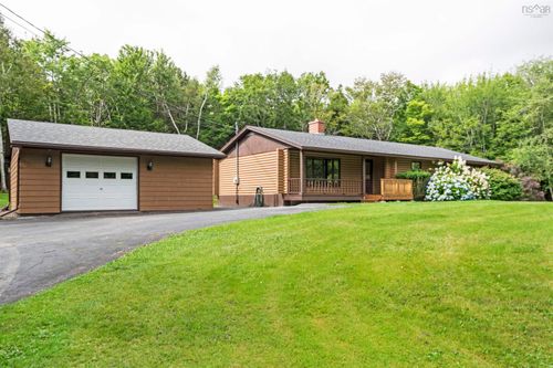 668 Logan Rd, Frasers Mountain, NS, B2H5C4 | Card Image