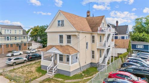 725 Beechwood Ave, Bridgeport, CT, 06605-1608 | Card Image