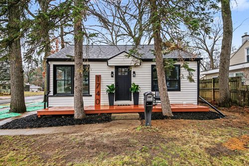 1740 36th Street Sw, Wyoming, MI, 49519 | Card Image