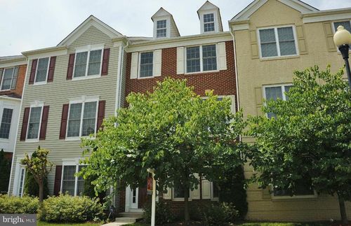 2492 Terra Cotta Cir, HERNDON, VA, 20171-4696 | Card Image