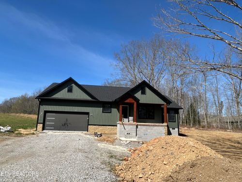 214 Georgee Rd, Jamestown, TN, 38556-5259 | Card Image