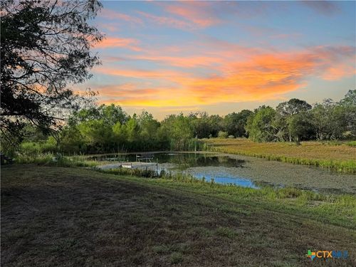 331 Elm Creek Rd, Waelder, TX, 78959-5440 | Card Image