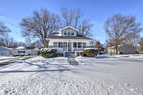 1191 N Hillcrest Dr, Decatur, IL, 62526-5716 | Card Image