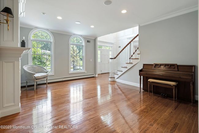 17 Raintree Ct, House other with 5 bedrooms, 5 bathrooms and null parking in Holmdel NJ | Image 6